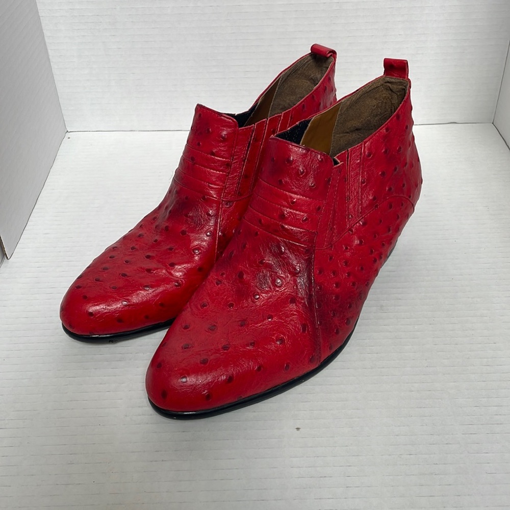 Giorgio brutini red ankle boots